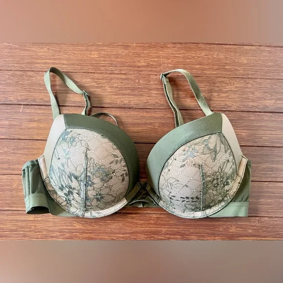 Victoria's Secret Dream Angels push-up bra with lace in olive green size 32 C - Picture 1 of 3